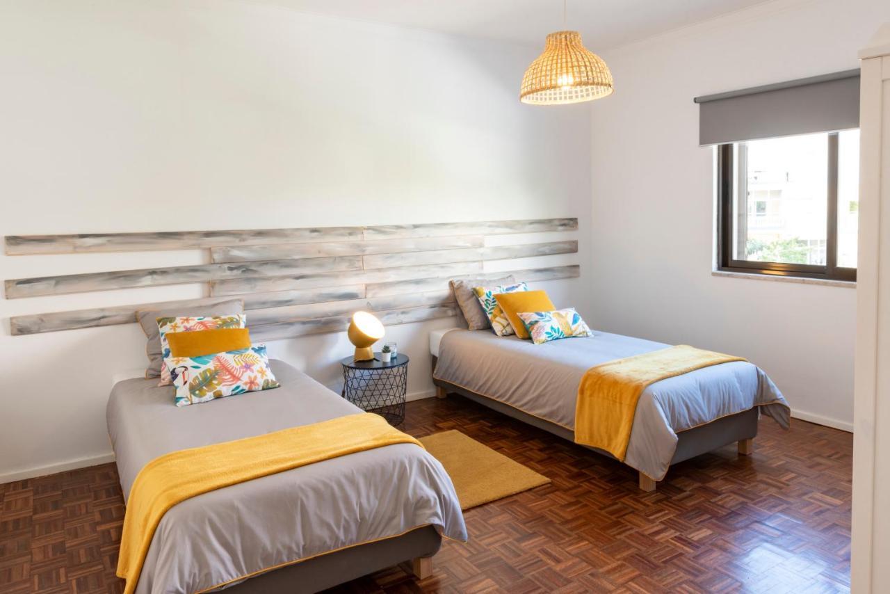 Vita Portucale ! Nook Beach Apartments Costa da Caparica Exterior photo